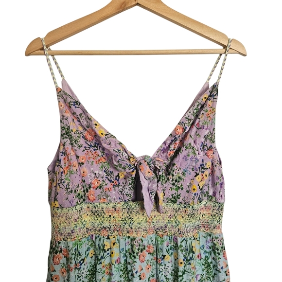 Alice + Olivia Karolina Tie Front Maxi Dress in Coastal Gardens Lavender Size 12 - Picture 9 of 15